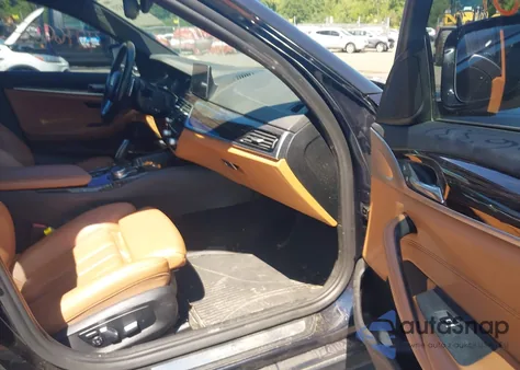 2019 BMW 540I xDrive from USA, damaged, VIN WBAJE7C53KWW14155